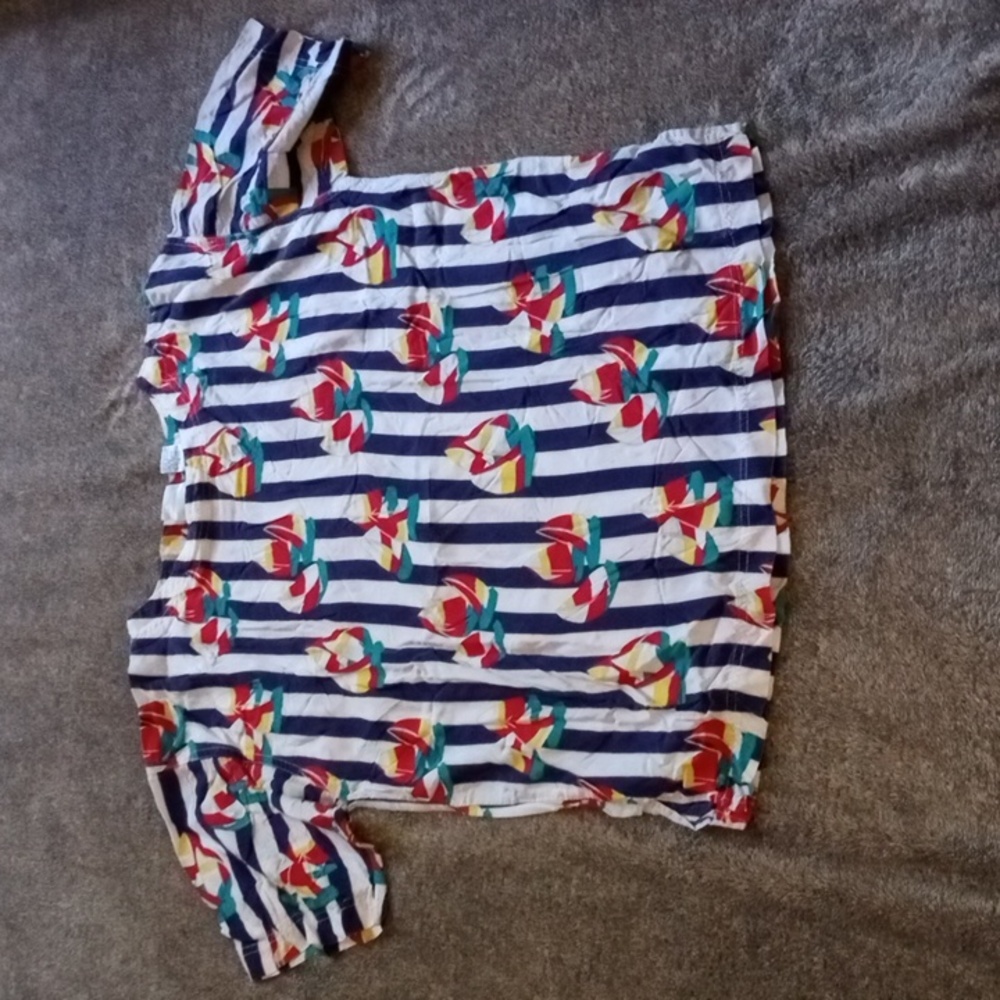 IZOD nineties sailboat rayon blouse